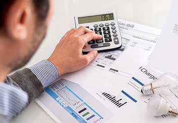 7 Easy Steps to Lower Your Monthly Electricity Costs in 2023